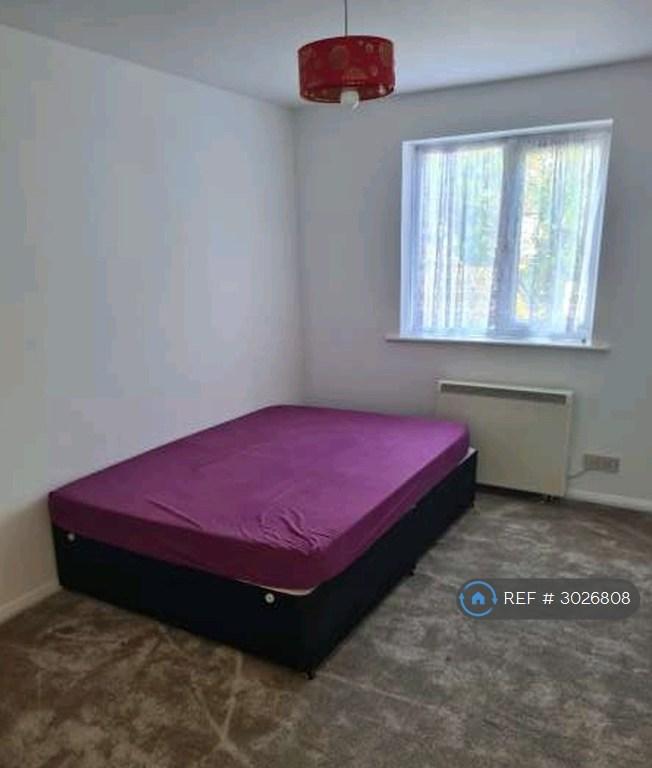 Apartment in Barking - View 5