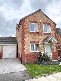 3 bedroom semi-detached house to rent, St Joans Close, Bootle, L20