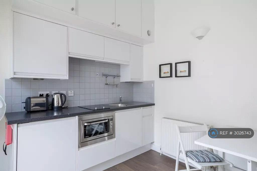 Apartment in London, City of Westminster - View 3
