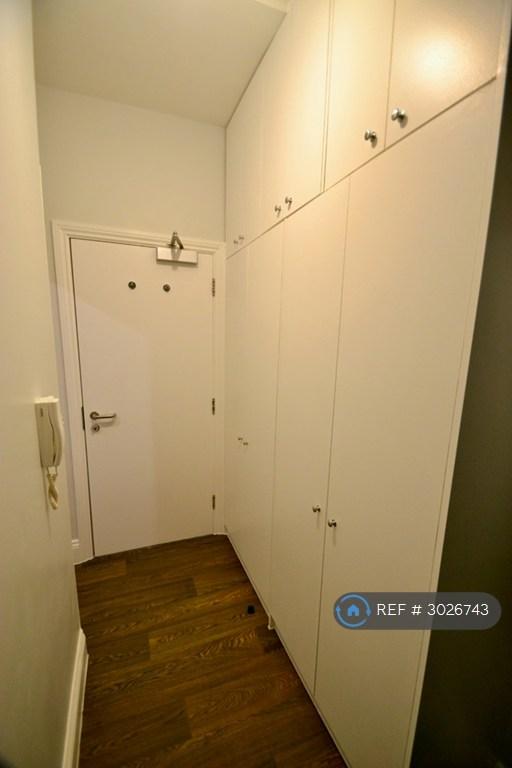Apartment in London, City of Westminster - View 4