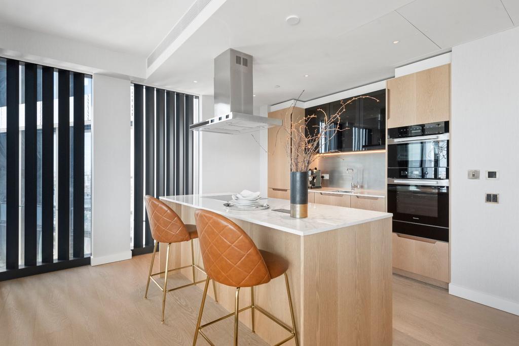 Apartment in London - View 2