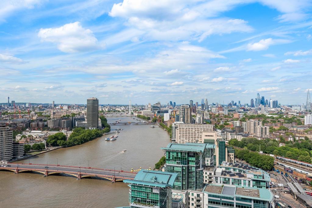 Apartment in London - View 5