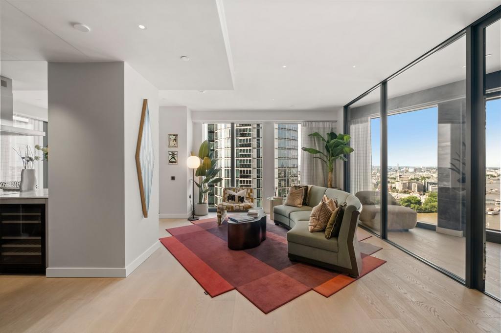 Apartment in London - View 5