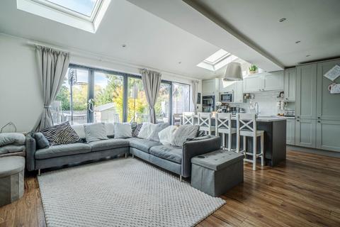 4 bedroom semi-detached house for sale, Britain Street, Bedfordshire LU5