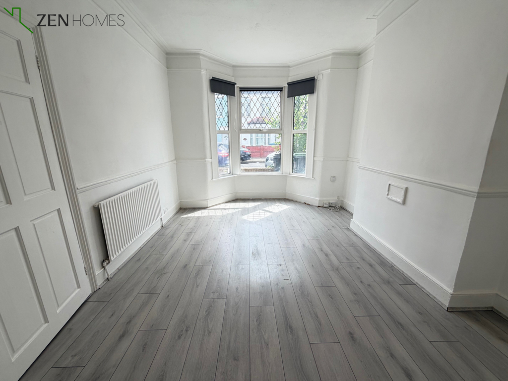 House in London - View 2