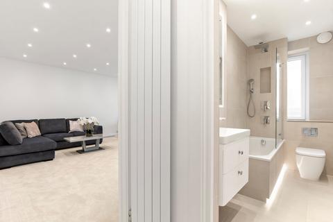 1 bedroom apartment for sale, Old Church Street, Chelsea, London, SW3