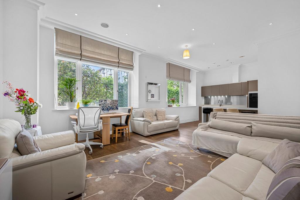Apartment in London - View 2