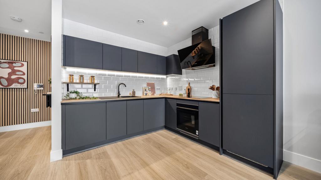 Apartment in Brighton - View 5