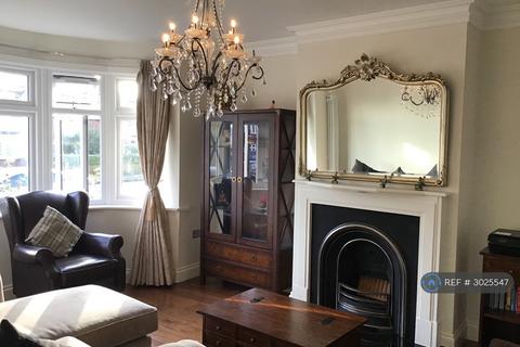 4 bedroom semi-detached house to rent, Nightingale Road, Petts Wood, Orpington, BR5