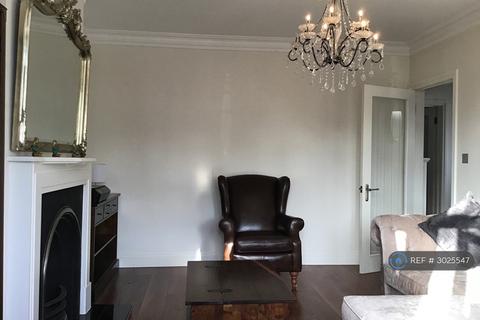 4 bedroom semi-detached house to rent, Nightingale Road, Petts Wood, Orpington, BR5