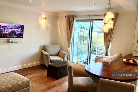 4 bedroom semi-detached house to rent, Nightingale Road, Petts Wood, Orpington, BR5
