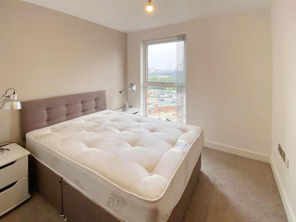 Apartment in Salford, Ordsall - View 5