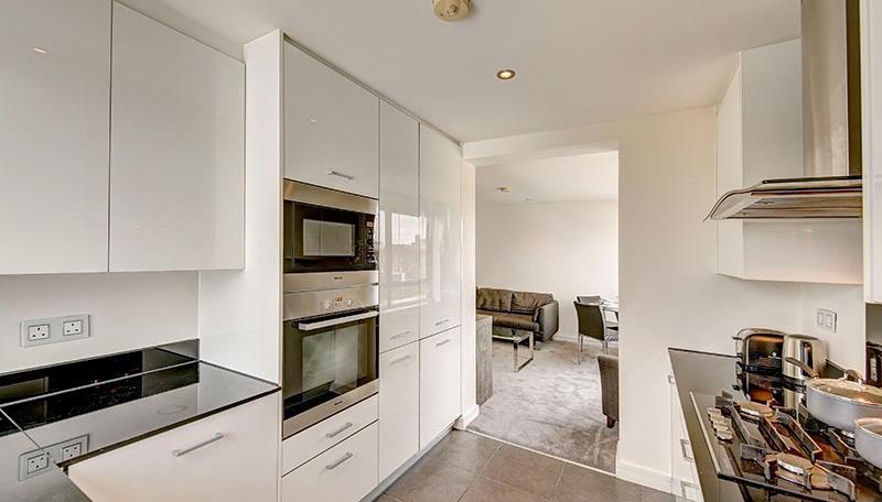 Apartment in London - View 3