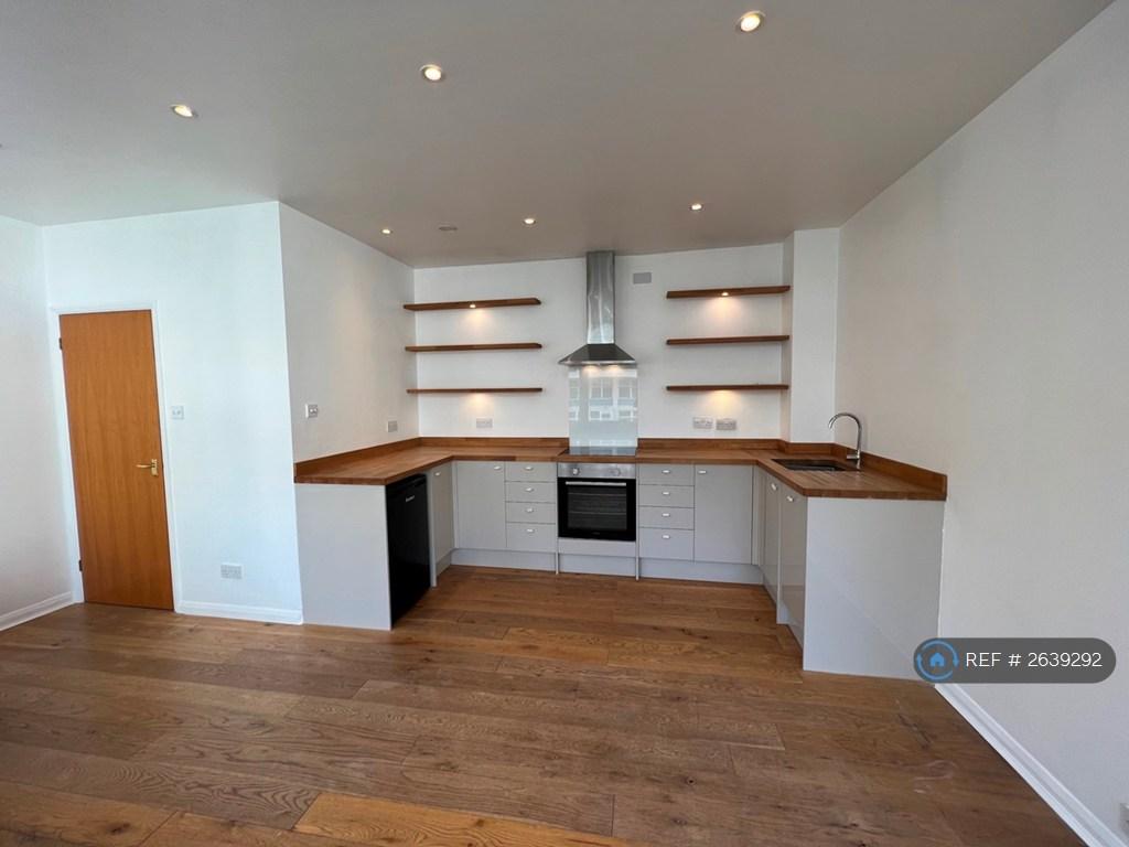Apartment in London - View 2