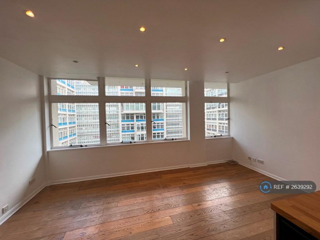 Apartment in London - View 3