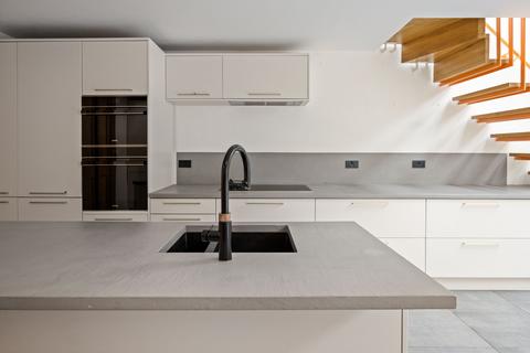 3 bedroom house for sale, Woodstock Road, Finsbury Park, N4
