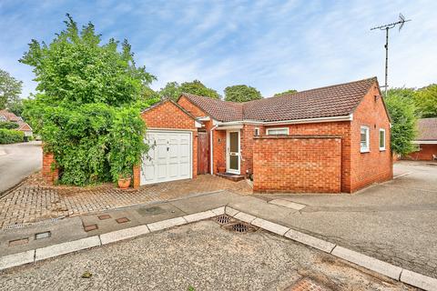 2 bedroom detached bungalow for sale, Butler Close, Saffron Walden