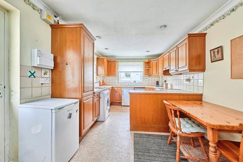 2 bedroom detached bungalow for sale, Butler Close, Saffron Walden