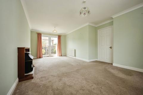 2 bedroom detached bungalow for sale, St Neots Road, Sandy