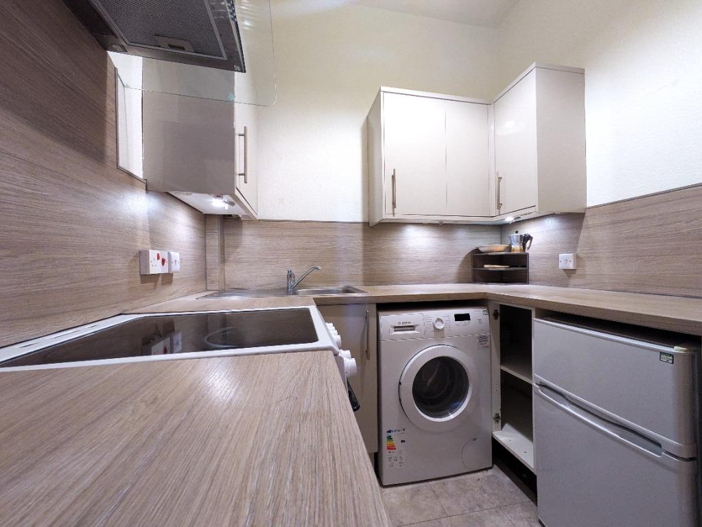 Apartment in Edinburgh - More