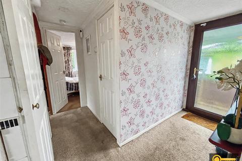 3 bedroom park home for sale, Mill Farm Park, Bulkington, Bedworth