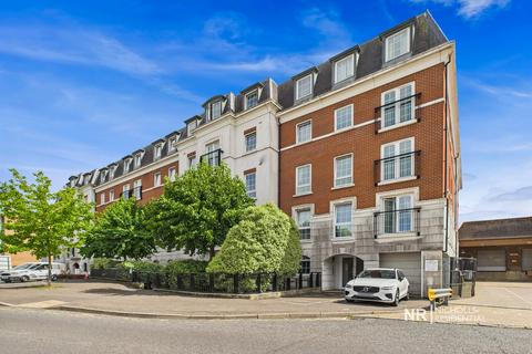 1 bedroom flat to rent, Epsom KT19