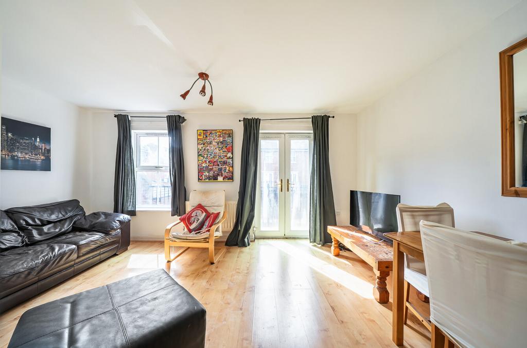 House in Hampshire - View 2