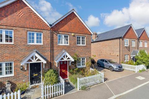 2 bedroom semi-detached house for sale, Pierce Lane, Tenterden TN30