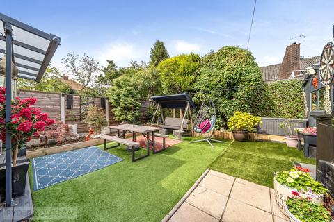 3 bedroom semi-detached house for sale, Edward Road, Shaw, Oldham, Greater Manchester, OL2