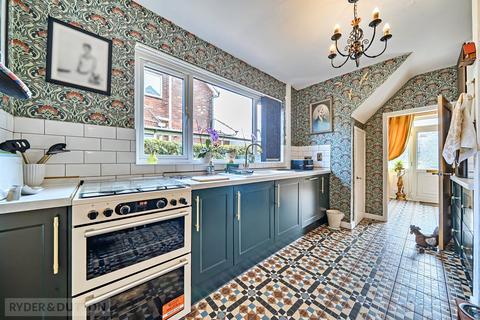 3 bedroom semi-detached house for sale, Edward Road, Shaw, Oldham, Greater Manchester, OL2
