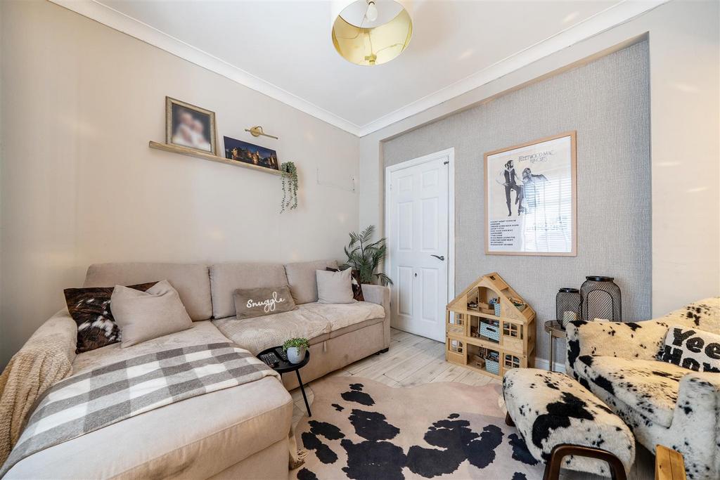 House in Swansea - More