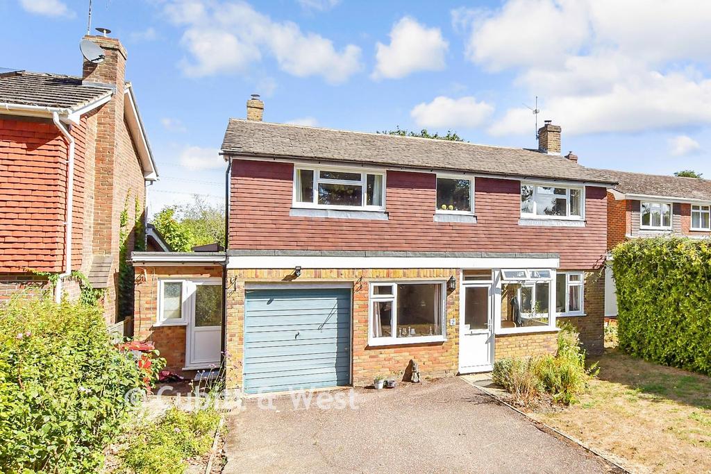 House in Billingshurst - View 2