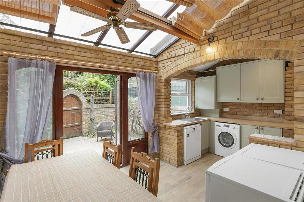 House in London - More