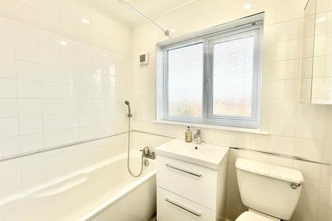 undefined, Windy Nook Road, Gateshead, NE9