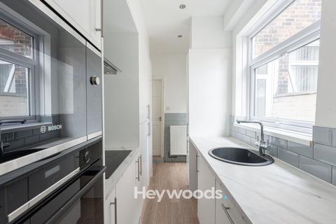 2 bedroom terraced house to rent, Birches Head Road, Stoke-On-Trent, ST1