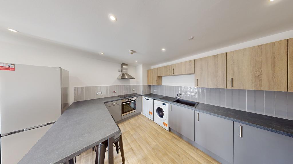 Apartment in Newcastle upon Tyne, Tyne and Wear - View 3