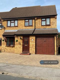 4 bedroom semi-detached house to rent, Lionel Hurst Close, Great Cornard, Sudbury, CO10