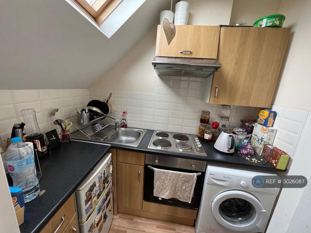 Apartment in Bristol - View 2