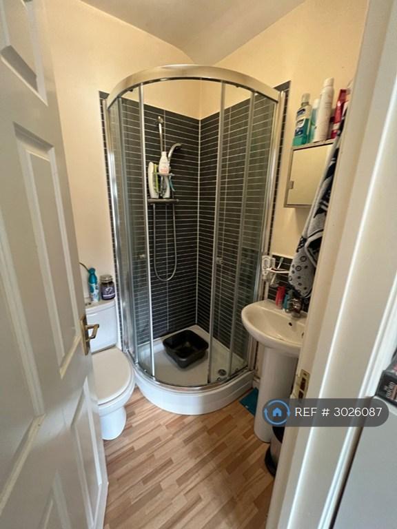 Apartment in Bristol - More