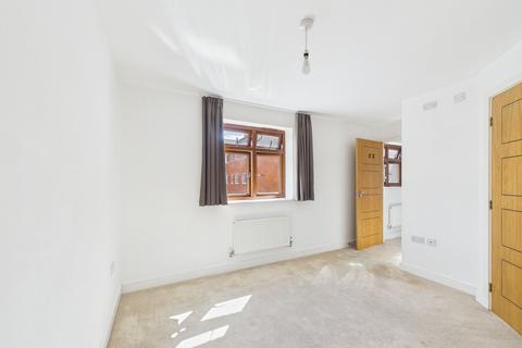 undefined, Flowers Avenue, Ruislip, HA4