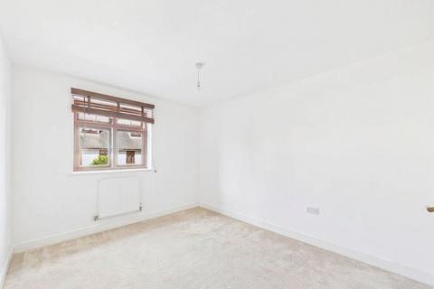 undefined, Flowers Avenue, Ruislip, HA4