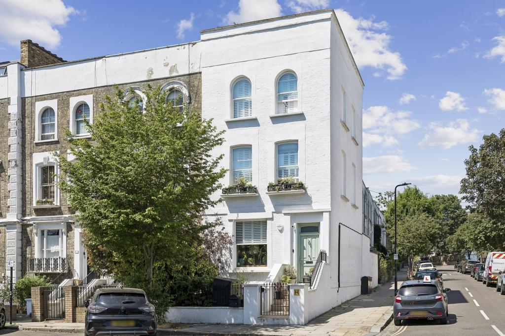 House in London - View 3