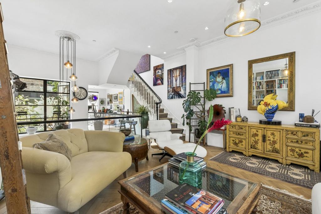 House in London - View 5