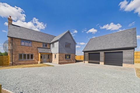 4 bedroom detached house for sale, Packway Gardens, Norton,