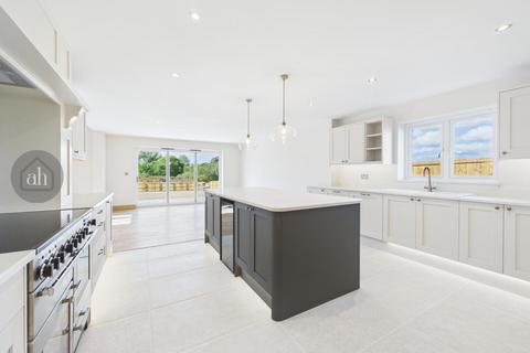 4 bedroom detached house for sale, Packway Gardens, Norton,