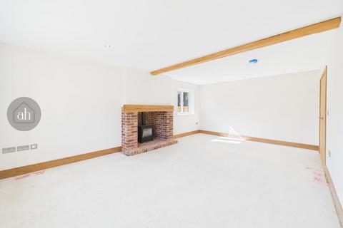 4 bedroom detached house for sale, Packway Gardens, Norton,