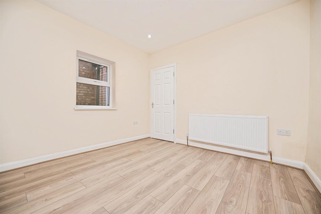 House in Halesowen - View 3