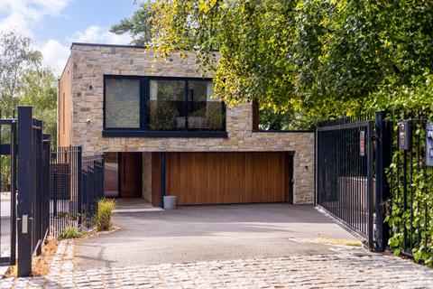 4 bedroom detached house for sale, Canford Cliffs Road, Poole, Dorset, BH13