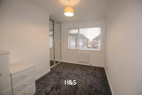 2 bedroom maisonette to rent, Sansome Road, Solihull B90