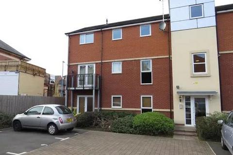 2 bedroom flat to rent, Barrett Street, SMETHWICK, B66